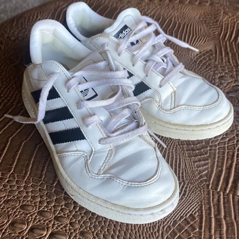 Adidas Ortholite Leather Sneakers Shoes 2 Boys